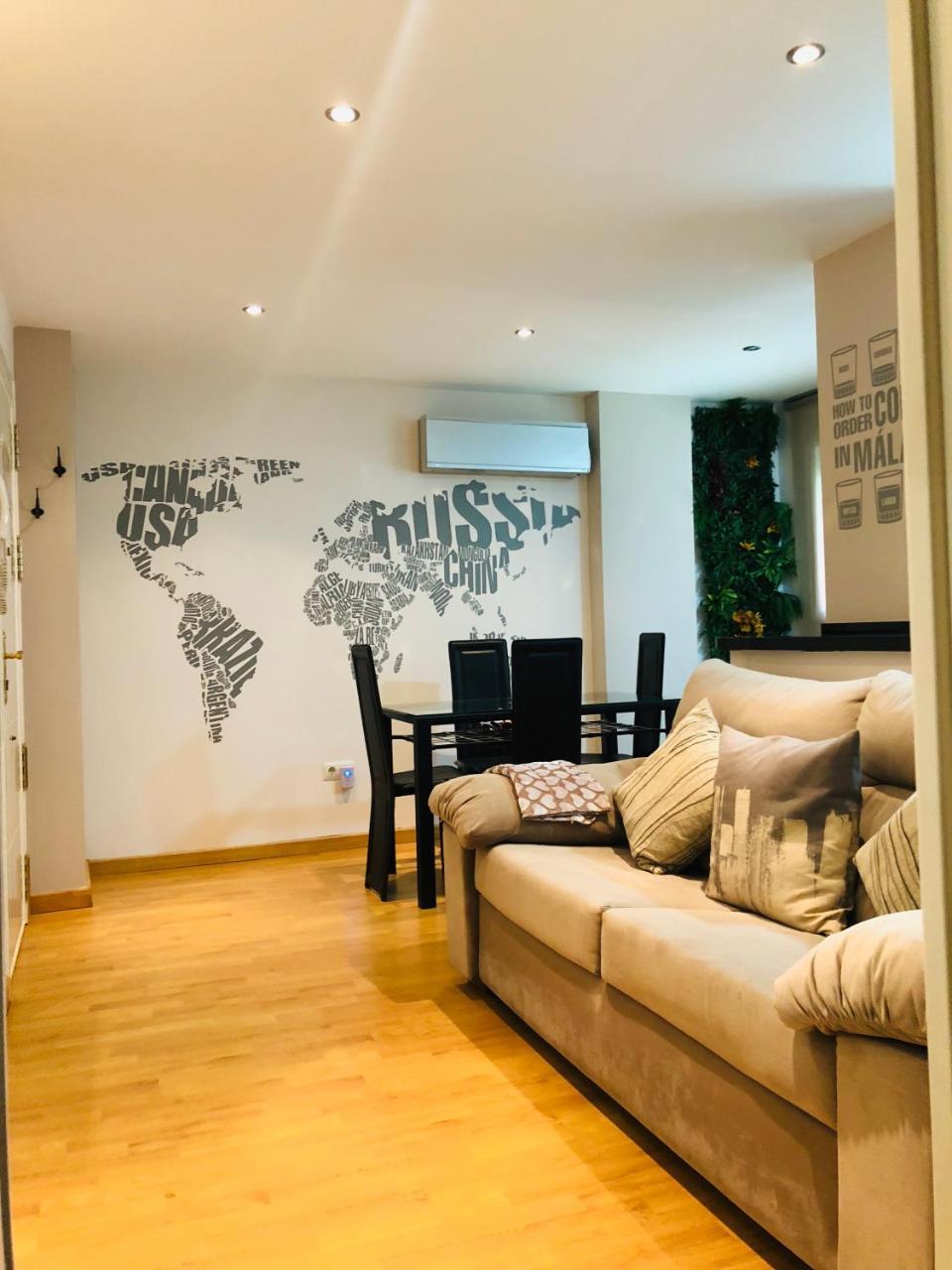 Apartamento Malagueta マラガ エクステリア 写真